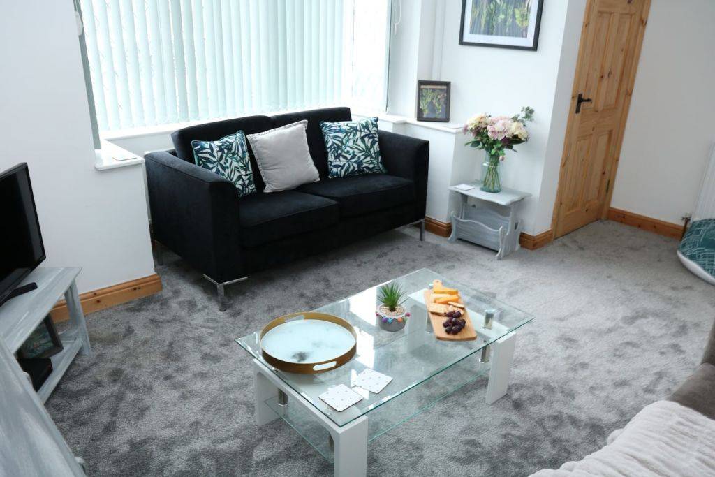 Stylish House in Bury – UBK-892156