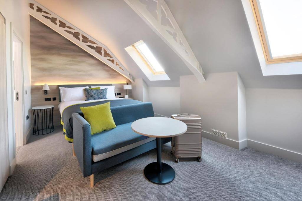 Modern Studio in Dundee – UBK-761064