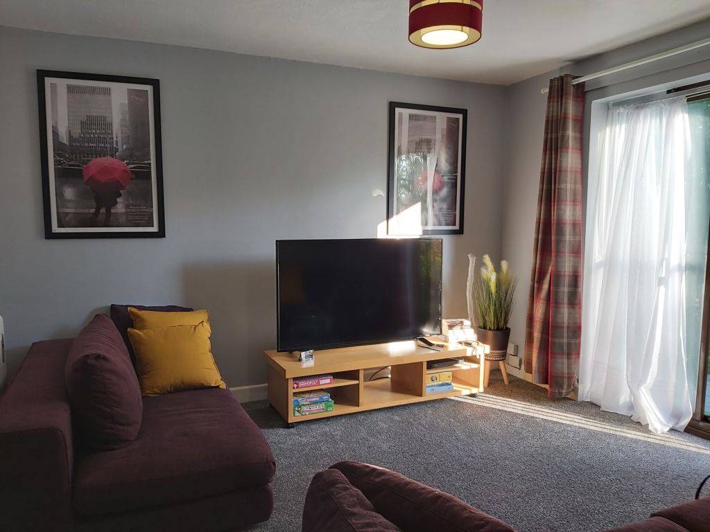 Lovely 2-bedroom apartment in Dunstable – UBK-494072