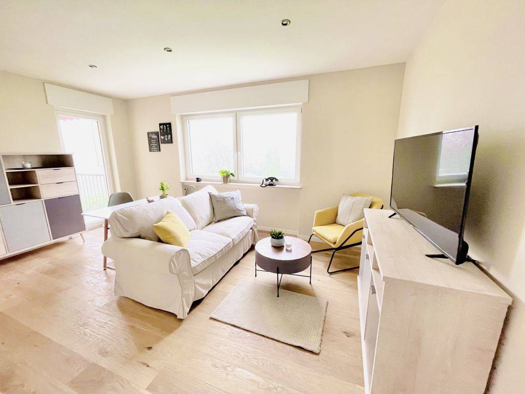 Cozy furnished 2 room apartment with balcony – UBK-611780