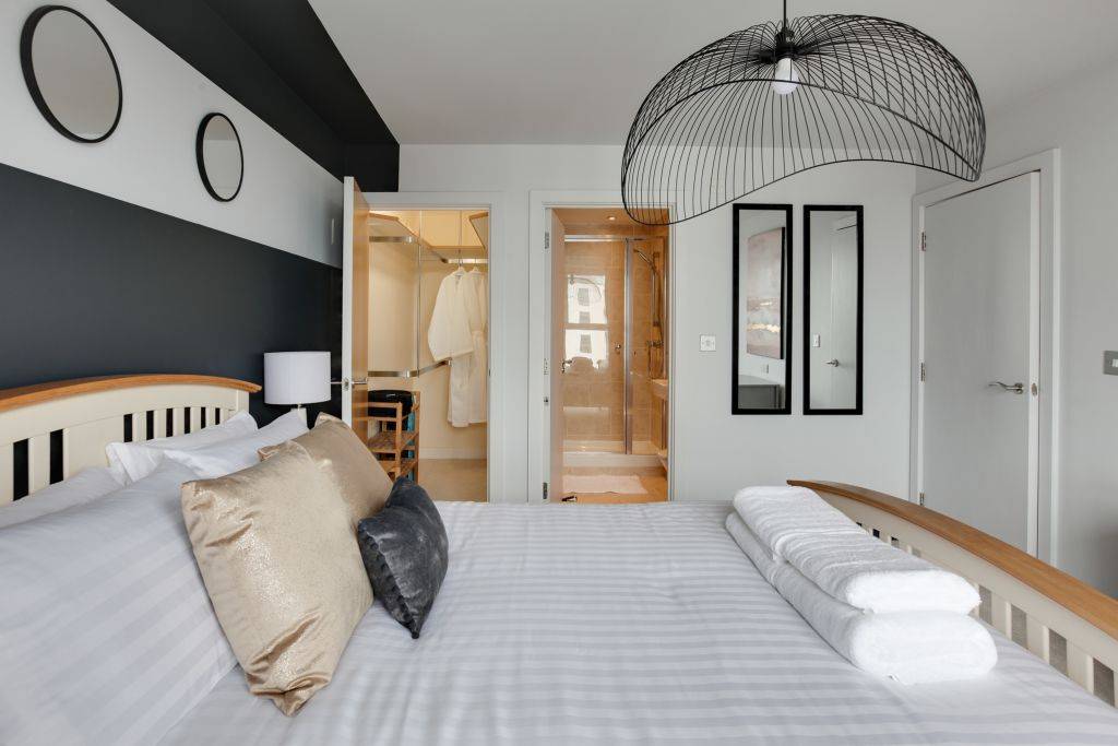 Elegant  Penthouse with a balcony – UBK-571324