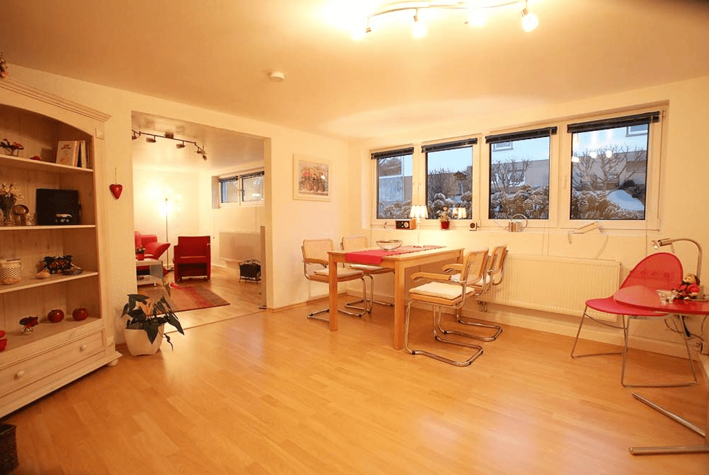 beautiful and warm – KOB-271742