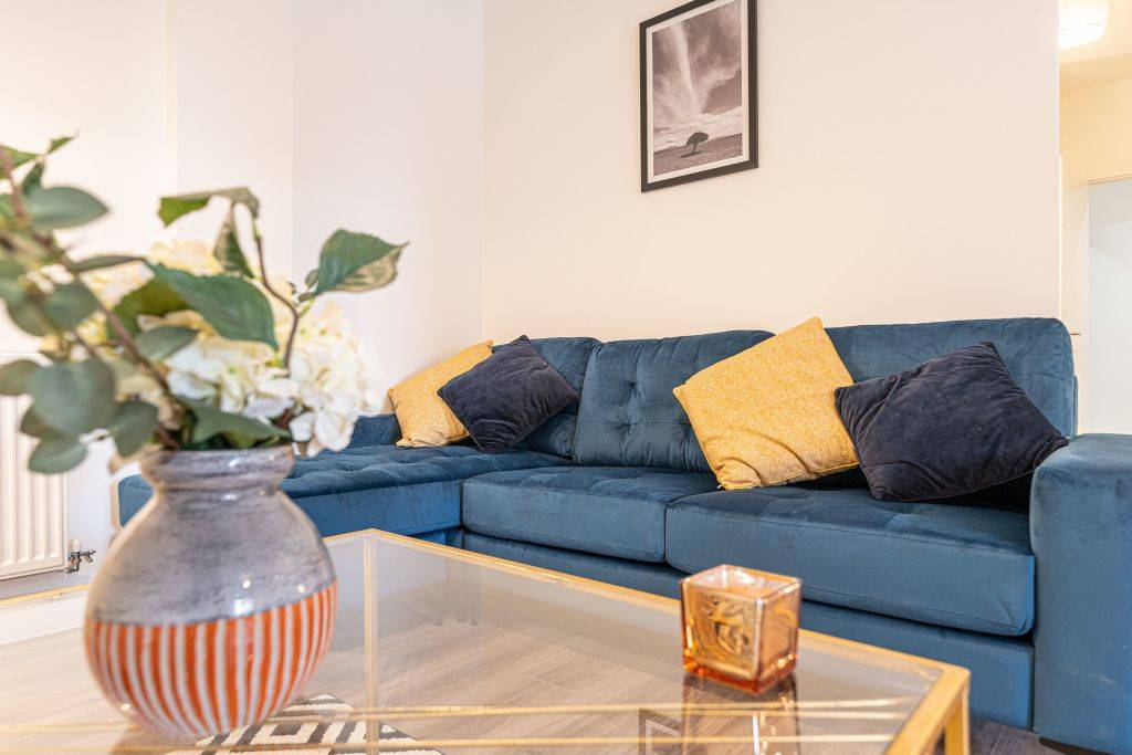 Luxurious 1BR Apartment – UBK-342533