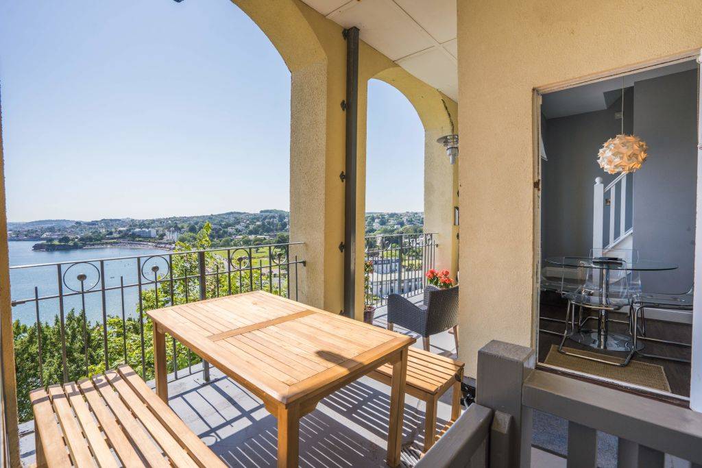 Two bed family apartment with own balcony and stunning sea views – UBK-851122